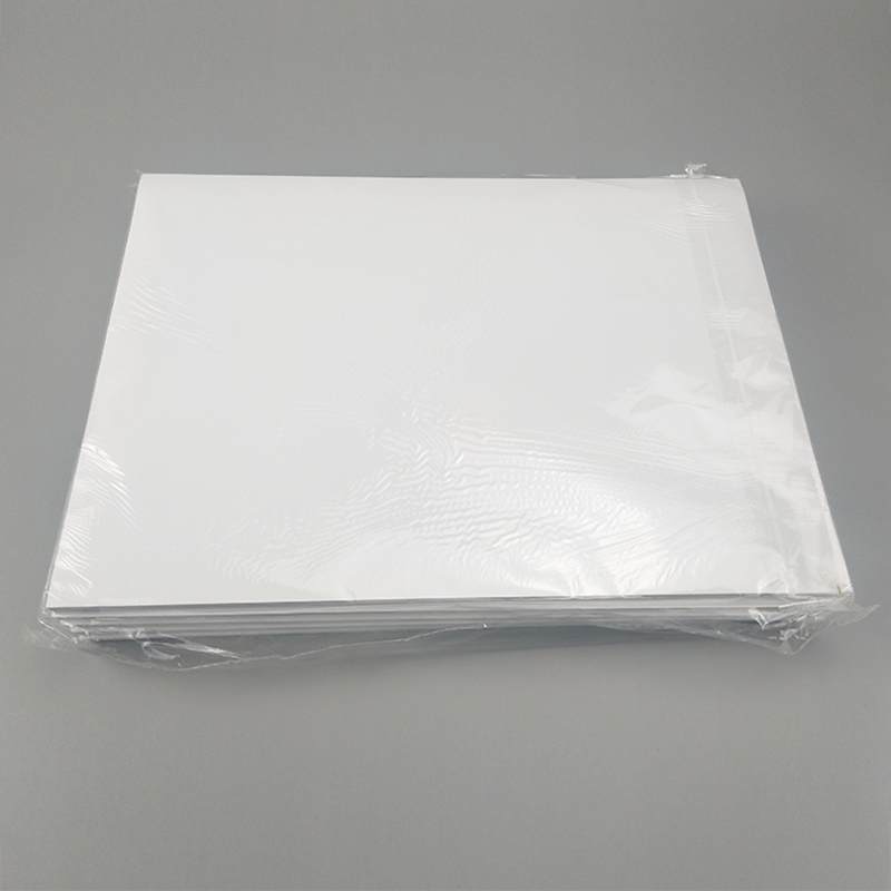 DCR PAD Hvid baggrund