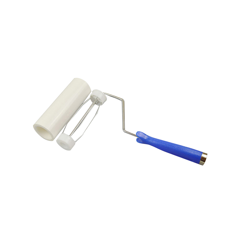 Pe klistret rulle hvid